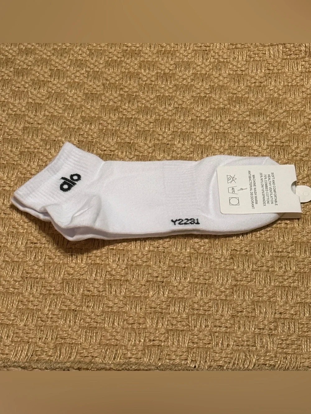 ALO Yoga brand new